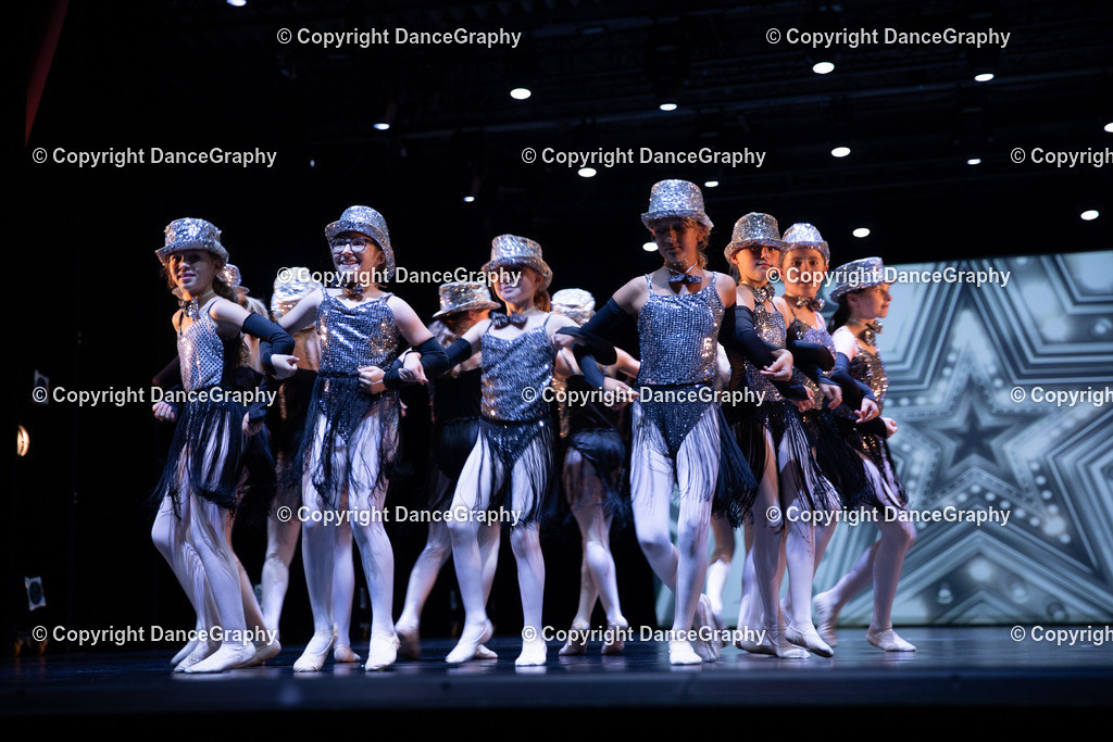 GPHY4954 | DanceGraphy - Realisiert mit Pictrs.com