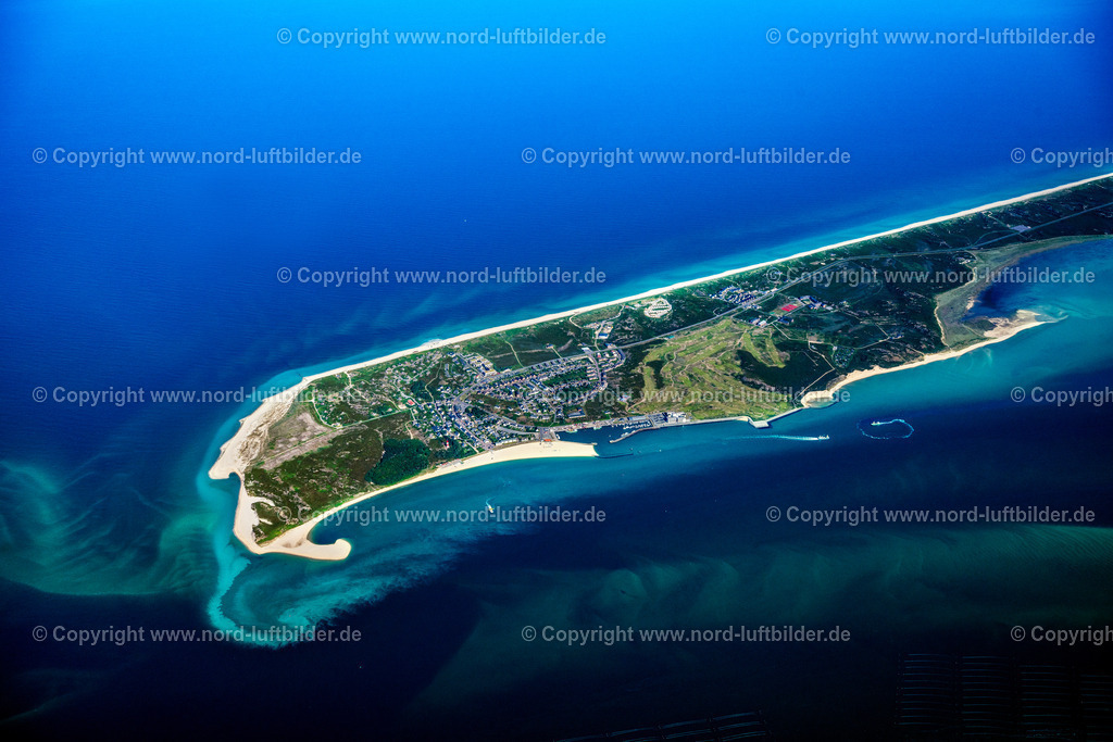 Sylt_Hörnum_Hoch_Hörnumer_Odde_ELS_2211210625 | HöRNUM (SYLT) 21.06.2025 Küstenbereich der " Hörnumer Odde " in Hörnum auf der Nordseeinsel Sylt im Bundesland Schleswig-Holstein. Weiterführende Informationen bei: Sylt Marketing GmbH. // Coastal area of the " Hoernumer Odde " in Hoernum on the North Sea island of Sylt in the federal state of Schleswig-Holstein. Further information at: Sylt Marketing GmbH. Foto: Martin Elsen