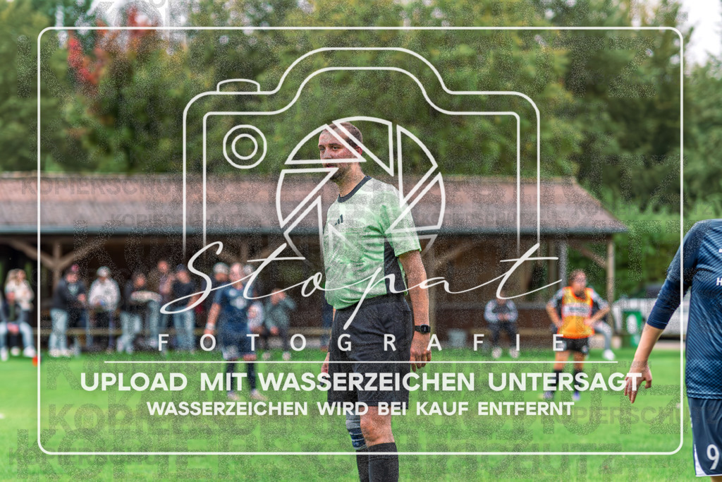 SFBSGF-1029 | Patrick Prüshoff beim Damen Kreisliga HK/CE Spiel zwischen Sportfreunde Bispingen und SG Fulde im Sportplatz Steinbeck/Luhe, Bispingen (Simon Paul Stopat) - Realisiert mit Pictrs.com