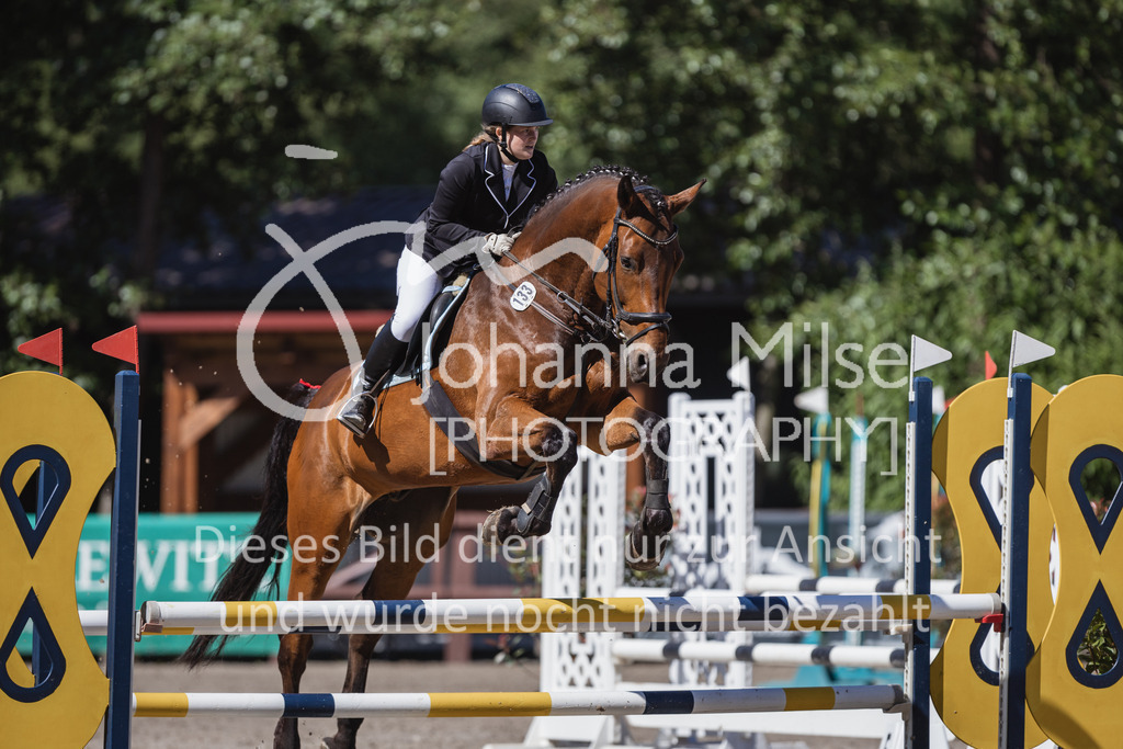 230610_Mühlen_A-Spr1-617 | Deine schönsten Turniermomente als professionelle Fotos! Entdecke hochwertige Pferdesport-Fotografie im Online-Shop. Jetzt Fotos finden & bestellen!