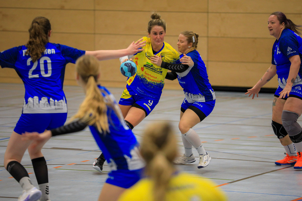 TvBorkenIII_SVN_161125_169 | Bildergalerie von Sport-Ereignissen aber auch von weiteren spannenden Dingen - nicht nur vom Niederrhein. In Anlehnung an den bekannten Spruch von Hanns Dieter Hüsch heißt das Motto: "Niederrhein ist überall".  - Realisiert mit Pictrs.com