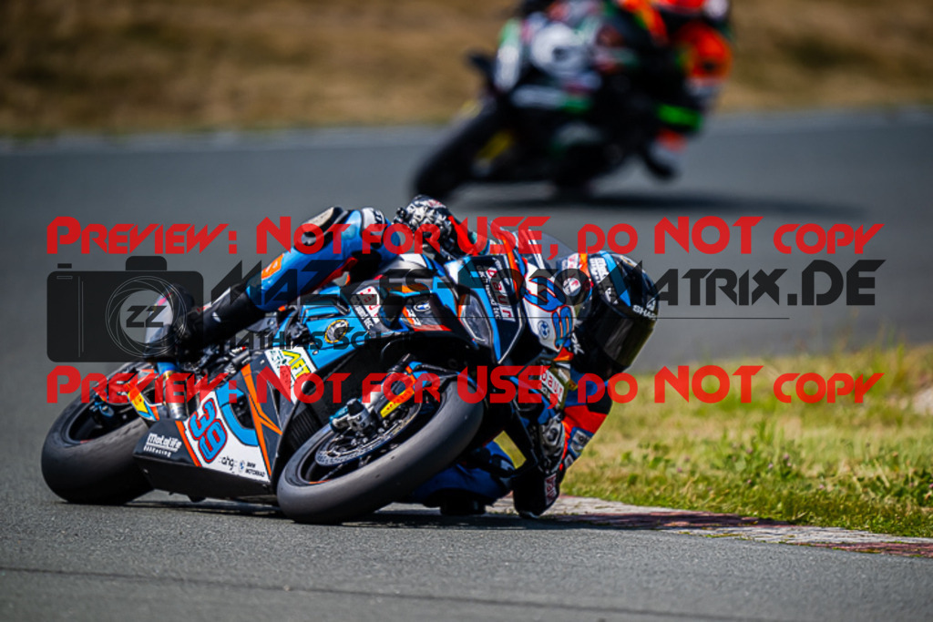 MaZZes_FotoMatrix_220724_3200 | IDM1000