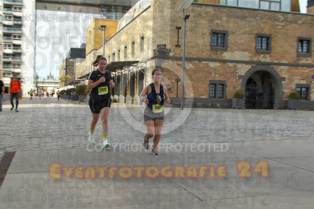 250920_1536_EV4_9265 | Sportfotografie im Rhein-Sieg Kreis, Köln, Bonn, NRW, Rheinland Pfalz, Hessen, etc. Unser Tätigkeitsfeld umfasst den Laufsport vom Volkslauf über den Marathon, Duathlon, Triathon bis zum Ultralauf wie Kölnpfad Ultra oder Schindertrail.