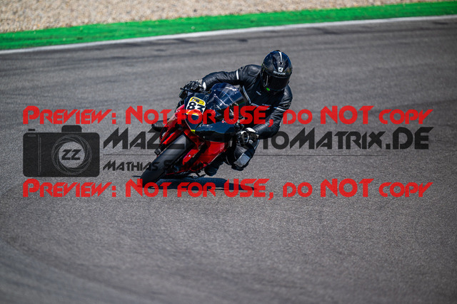 MaZZes_FotoMatrix_240520_6007705_4315 | GELB