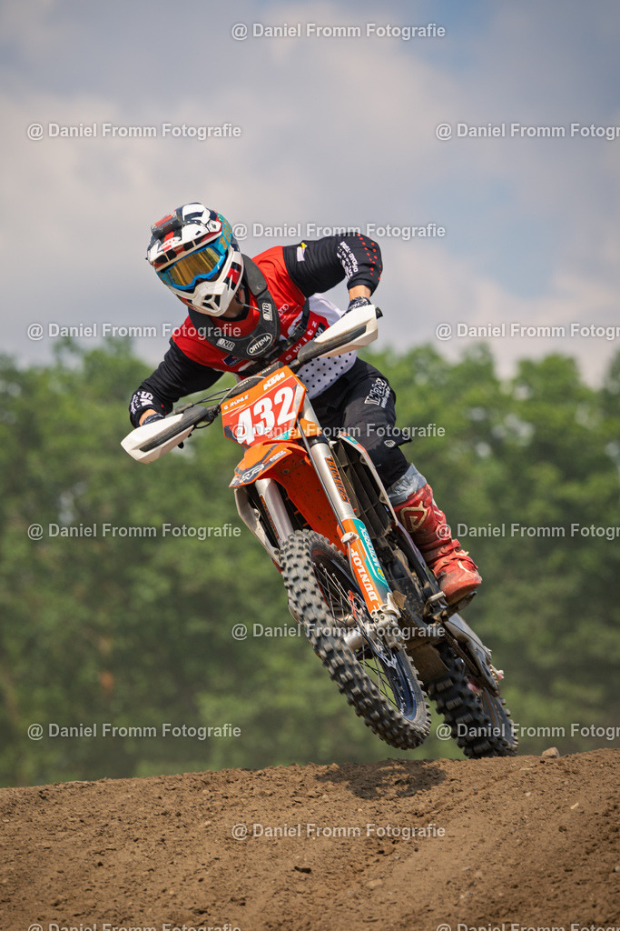 0V8A0215 | DanielFrommFotografie - Realisiert mit Pictrs.com
