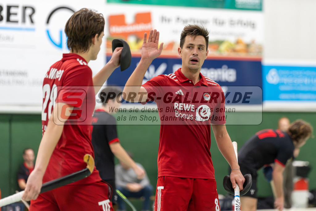 SFE_20251213_0147 | Köln, Deutschland, 13.12.2025:  Hockey 1. Bundesliga Herren Rot-Weiss - DSD Düsseldorf im KTHC Stadion Rot-Weiss Köln Tennis and Hockey Club am 13.12.2025 in Köln, Deutschland. (Foto von Fehrmann)Köln, Germany, 13.12.2025: Hockey 1. Bundesliga Herren Rot-Weiss - DSD Düsseldorf in KTHC Stadion Rot-Weiss Köln Tennis and Hockey Club at 13.12.2025 in Köln, Deutschland. (Foto from Fehrmann)