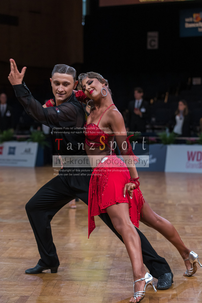 20250820_WDSF-Open-Latin-Rising Stars_2211 | Tanzsportbilder, Standardtanz, Lateintanz, WDSF, DTV, LTVB, dancecomp, goc, hessen tanzt, blaues band der spree, walzer, tango, wiener walzer, slowfox, quickstepp, samba, rumba, cha-cha-cha, paso doble. jive, hd-kroft photography, turniertanzsport