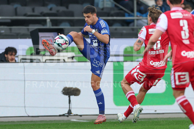 Grazer AK 1902 vs RZ Pellets WAC – Austrian Bundesliga | Graz, Austria, 14.Mar.26 - SOCCER - ADMIRAL Bundesliga, Grazer AK 1902 vs RZ Pellets WAC. The image shows Dejan Zukic (WAC).     