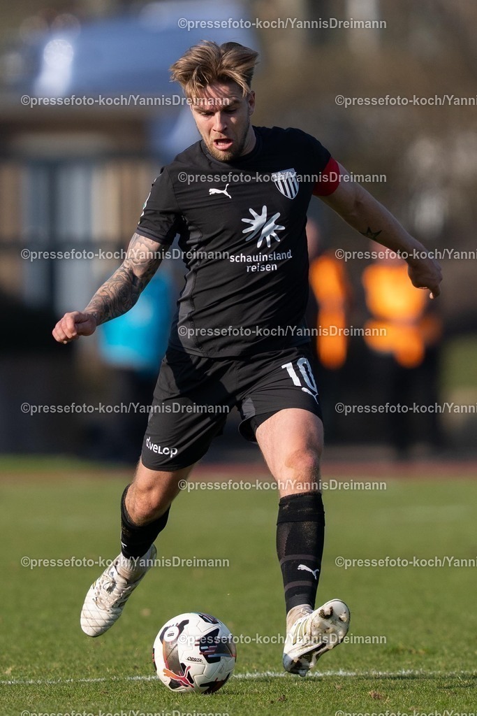 xYDR15032501097 | 15.03.2025, xydrx, Fußball, Borussia Mönchengladbach II (U23) - 1.FC Bocholt, Regionalliga West, Grenzlandstadion:  Jan Holldack (1. FC Bocholt #10)
