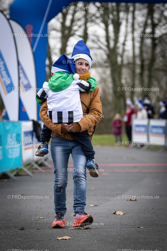 Bonner Nikolauslauf in Bonn, 08.12.2024 | Impressionen vom Bonner Nikolauslauf am 08.12.2024 in Bonn (Freizeitpark Rheinaue). Foto: BEAUTIFUL SPORTS/Axel Kohring