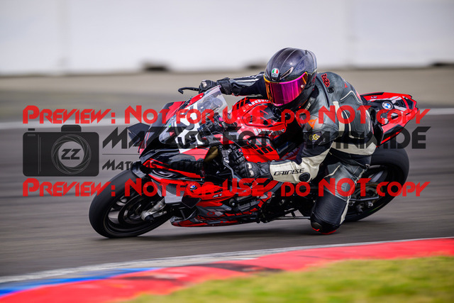 MaZZes_Fotomatrix_20250421_6021986_5764 | ROT