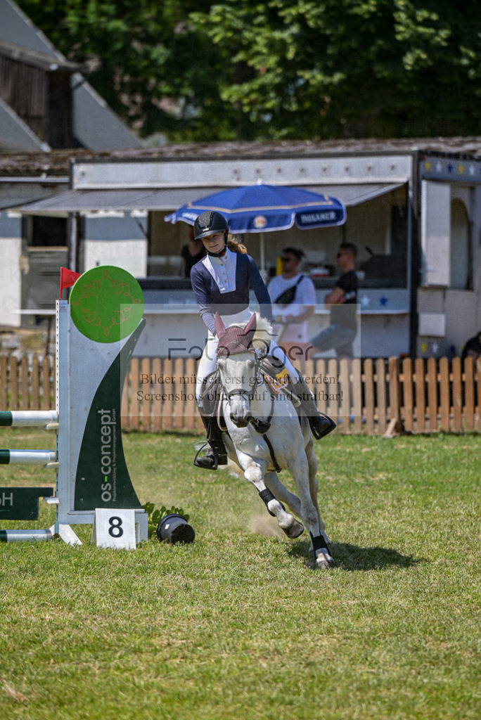 Reitturnier Voxtrup | Entdecke hochwertige Reitturnierfotos von Foto Oger. Professionell, emotional und authentisch – jetzt Lieblingsmomente im Shop bestellen.Deutschlandweite Turnierfotografie. - Realisiert mit Pictrs.com