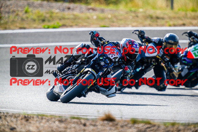 MaZZes_FotoMatrix_220722_8969 | TWIN