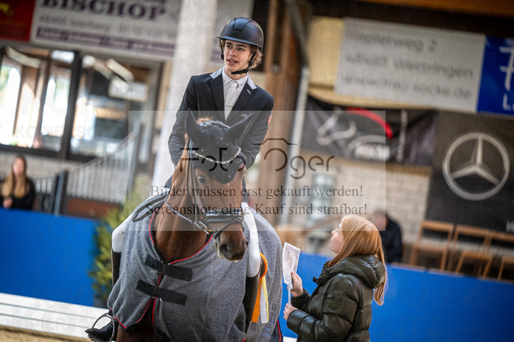 DOS_0019 | Entdecke hochwertige Reitturnierfotos von Foto Oger. Professionell, emotional und authentisch – jetzt Lieblingsmomente im Shop bestellen.Deutschlandweite Turnierfotografie. - Realisiert mit Pictrs.com