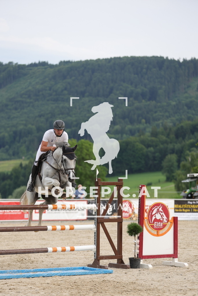 0P6A1772 | Willkommen bei Brunnmayr - Design & Fotografie – Ihrem Spezialisten für Reitturniere und Pferdeveranstaltungen in Oberösterreich, Salzburg und Bayern! Seit über 17 Jahren sind wir leidenschaftlich dabei.