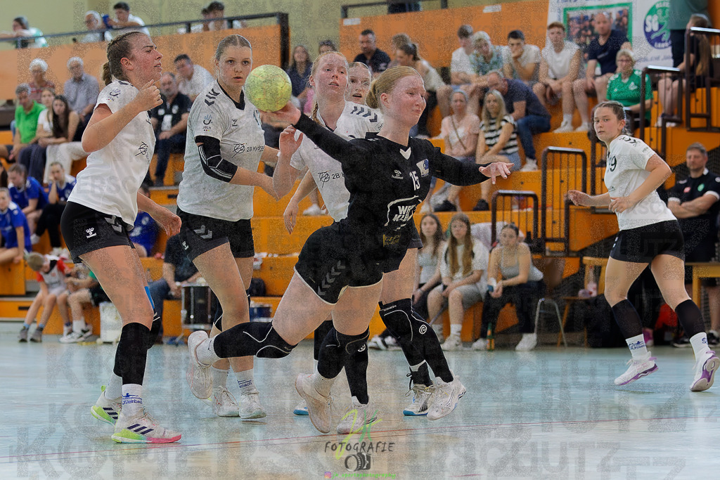 Quali-Turnier JBL wJA; SG Kappelwindeck/Steinbach - DJK SF Budenheim | Quali-Turnier JBL wJA; SG Kappelwindeck/Steinbach - DJK SF Budenheim am 31.05.2025 in Oberkleen (Weidig-Halle)Photo © 2025 - Jörg Heinrich - Realisiert mit Pictrs.com