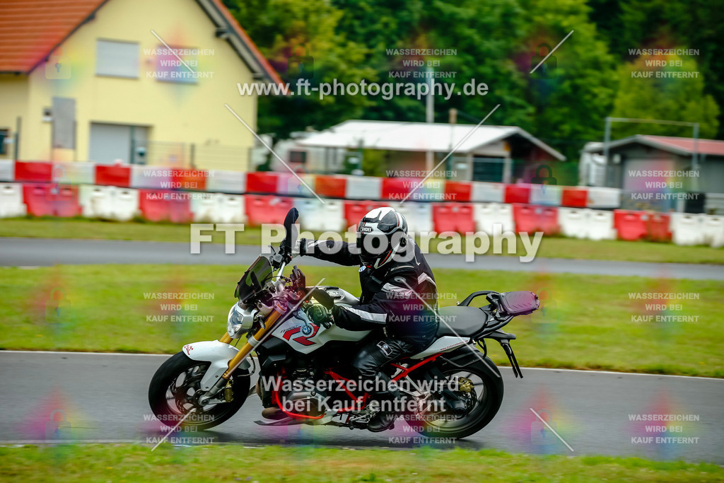 VBK-4017 | Hier findet Ihr Bilder von Touristenfahrten auf der Nürburgring Nordschleife oder von anderen Veranstaltungen die ich besucht habe. Viel Spass beim Durch Schauen 
