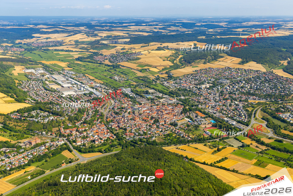 Das Luftbild zeigt :  Tauberbischofsheim - Die Luftaufnahme wurde 2023 vom UL-Flugzeug aus erstellt ( keine Drohne ) - Hochauflösende Luftaufnahme - Für grossformatige Ausdrucke geeignet. Die Geschenkidee !Mit Lizenz und Bildrechte bestellbar