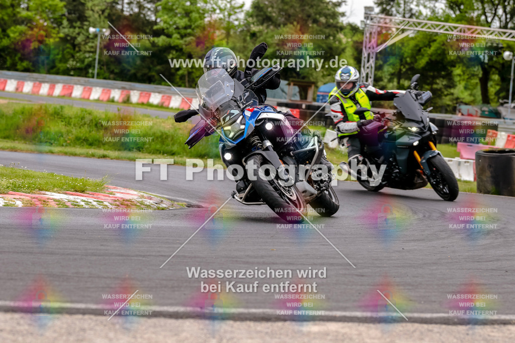 MotoTeamVBK-20511 | Hier findet Ihr Bilder von Touristenfahrten auf der Nürburgring Nordschleife oder von anderen Veranstaltungen die ich besucht habe. Viel Spass beim Durch Schauen 