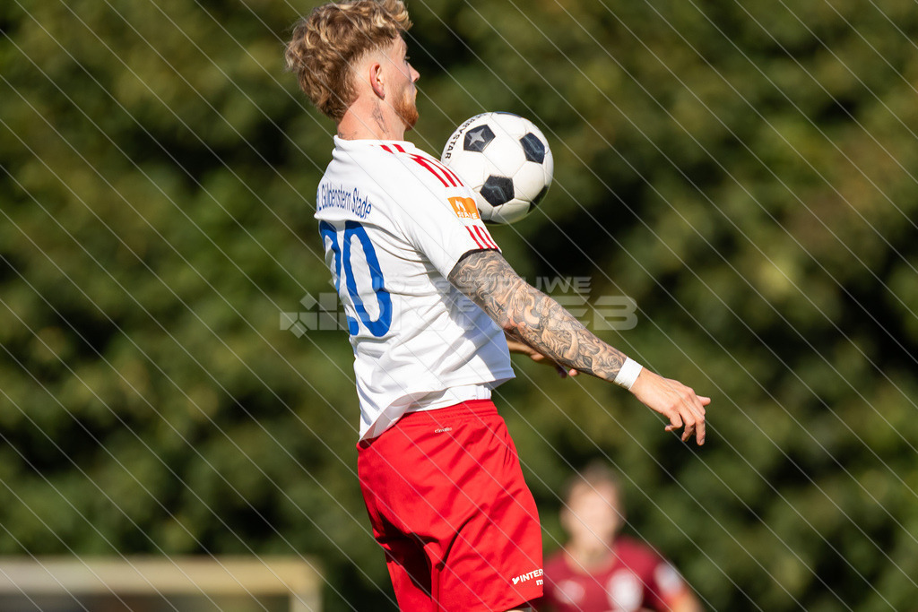 20250928_Picselweb-Fotografie_1R3_1401 | Spielszenen aus dem Spiel VfL Güldenstern Stade - Rotenburger SV. Ergebnis 0:3 - Realisiert mit Pictrs.com