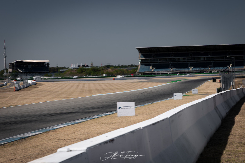 Ducati Trackday Hockenheimring 2026 | Entdecken Sie die faszinierende Welt von Alexander Tschuncky Arts: Kreative Fotografie, atemberaubende Automobilkunst und hochwertiger Bilderdruck. Lassen Sie sich inspirieren! - Realisiert mit Pictrs.com