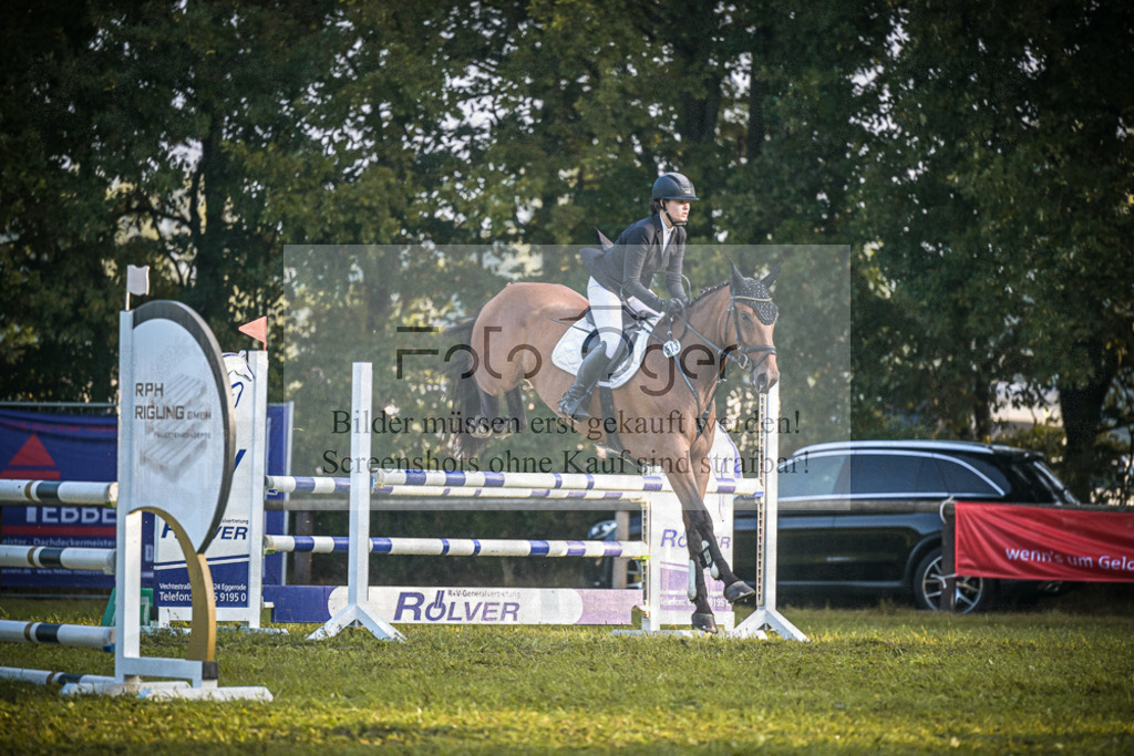 DOS_0465 | Entdecke hochwertige Reitturnierfotos von Foto Oger. Professionell, emotional und authentisch – jetzt Lieblingsmomente im Shop bestellen.Deutschlandweite Turnierfotografie. - Realisiert mit Pictrs.com