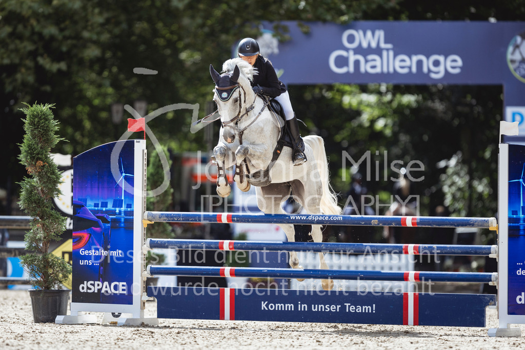 240912_OWLCh_AmateurS-314 | Deine schönsten Turniermomente als professionelle Fotos! Entdecke hochwertige Pferdesport-Fotografie im Online-Shop. Jetzt Fotos finden & bestellen!