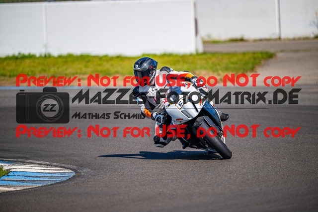 MaZZes_FotoMatrix_240520_6021986_6222 | Fotograf Mathias Schmid
Sportfotograf,
Eventfotograf,
Hochzeitsfotograf,
Portraitfotograf