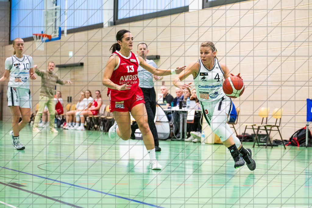 2. DBBL Nord 24/25 | 17.11.2024 | BBC OS vs. BG 89 AVIDES Hurricanes | 2. DBBL Nord 24/25 | 17.11.2024 | BBC OS vs. BG 89 AVIDES Hurricanes - - - - - CREDIT, www.bullenfotos.de, Martin König, Hörner Weg 40, D-49078 Osnabrück, +4917663732967, Nutzung und Weitergabe nur zu den vereinbarten Zwecken. Presseanfragen an Urheber. Alle Rechte beim Urheber. - - - - - - Realisiert mit Pictrs.com