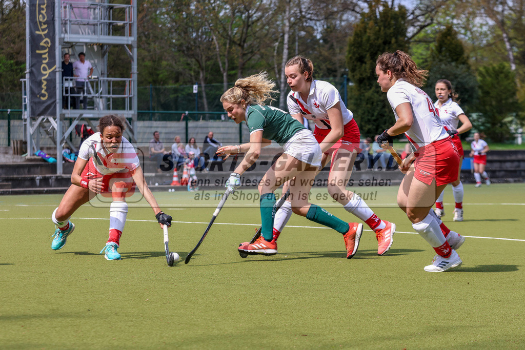 MJ_2023-04-22 - F - HTCU - TSV-54 | Nika Hansen (Uhlenhorst Mülheim #15) & Tara Duus (TSV Mannheim #17), Uhlenhorst Mülheim - TSV Mannheim am 22.4.2023 im Waldstadion, Mülheim a. d. Ruhr