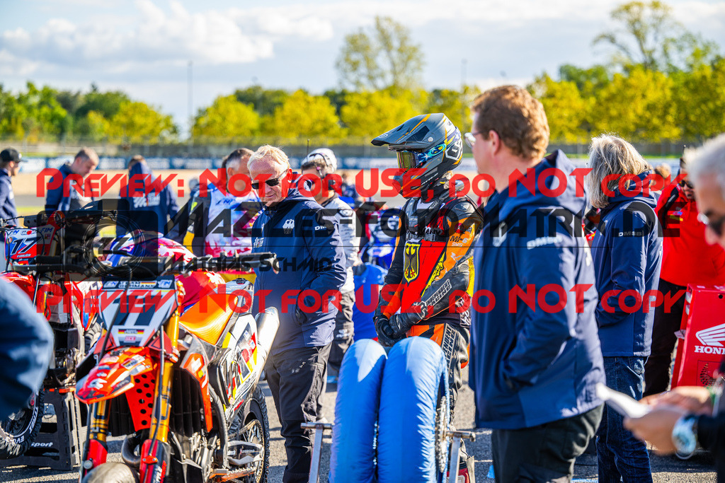 MaZZes_Fotomatrix_20240928_6021986_7121 | S1ON