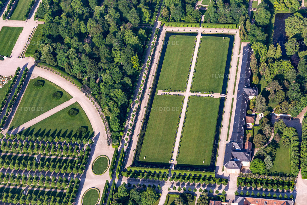 Luftbild: Schloßgarten in Schwetzingen im Bundesland Baden-Württemberg in Deutschland. Foto: IMG_114236.jpg vom 26.05.2019 durch Werner Riehm/FLY-FOTO.de