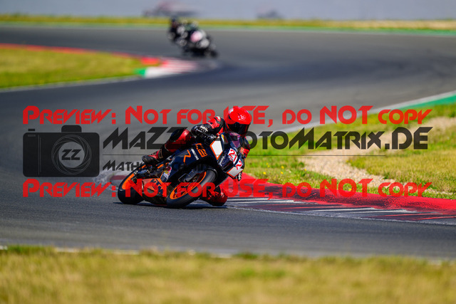 MaZZes_FotoMatrix_240725_6007705_9344 | ROT