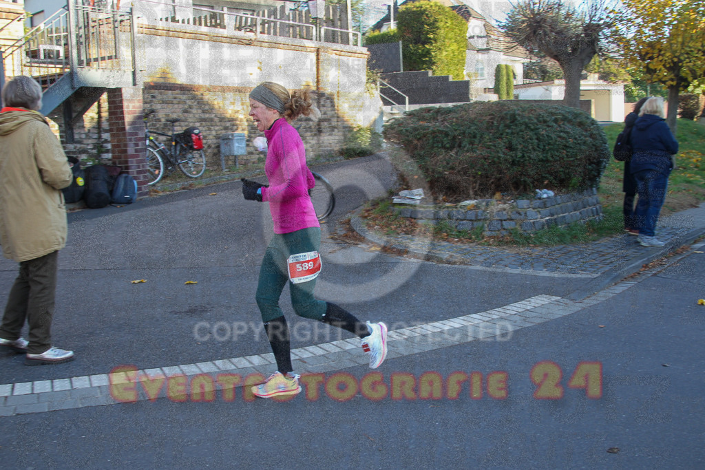 241201_1223_EV4_2299 | Sportfotografie im Rhein-Sieg Kreis, Köln, Bonn, NRW, Rheinland Pfalz, Hessen, etc. Unser Tätigkeitsfeld umfasst den Laufsport vom Volkslauf über den Marathon, Duathlon, Triathon bis zum Ultralauf wie Kölnpfad Ultra oder Schindertrail.