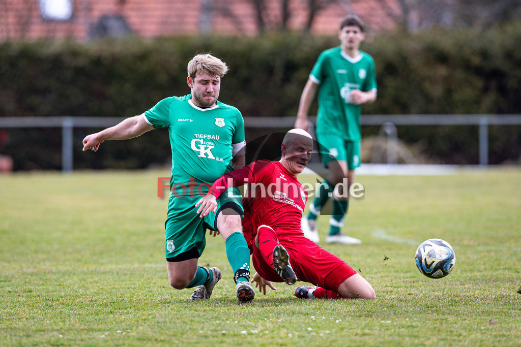 TSV Altenstadt gegen TSV Gilching/A. II | Fußball Kreisliga Herren Oberbayern Zugspitze Gruppe 2 2025/26, TSV Altenstadt gegen TSV Gilching/A. II, 20250323,Zweikampf,2025-03-23 in Altenstadt (Gregor Deschler Sportanlage), Tobias GRAUN (TSV Altenstadt), Tobias HÄNSCHKE (TSV Gilching/A. II)Copyright: WolfgangxLindner www.foto-lindner.de