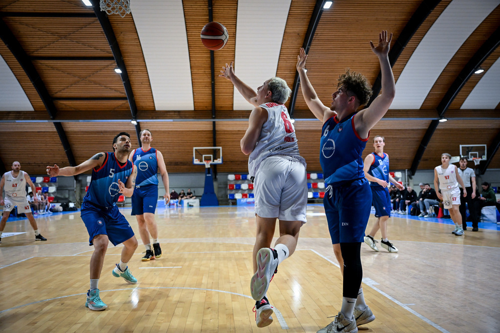 gml_022 | Fotos von Basketballspielen aus dem Raum NRW fotografiert von Gero Mueller-Laschet und Daniel Schaefer - Realisiert mit Pictrs.com