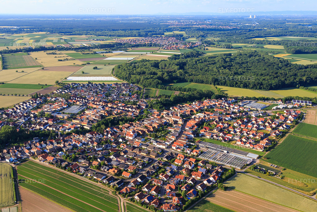 Luftbild: Südring in Kuhardt im Bundesland Rheinland-Pfalz in Deutschland. Foto: IMG_080735.jpg vom 13.06.2015 durch Werner Riehm/FLY-FOTO.de