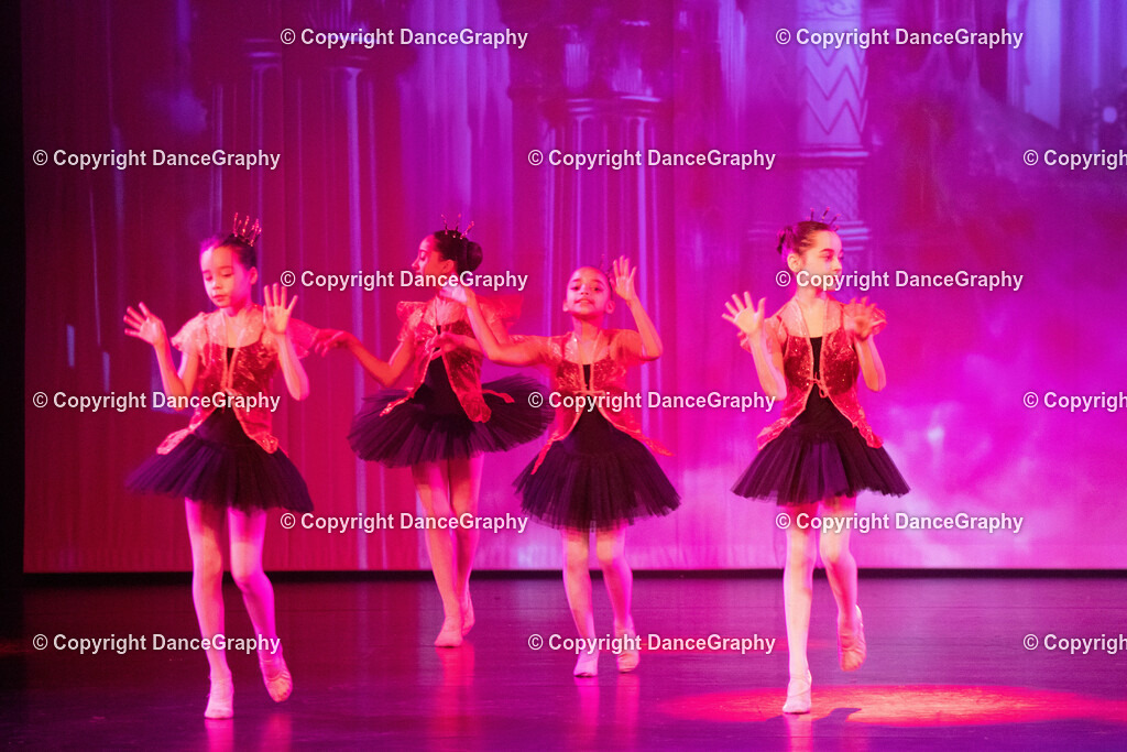 GPHY2148 | DanceGraphy - Realisiert mit Pictrs.com