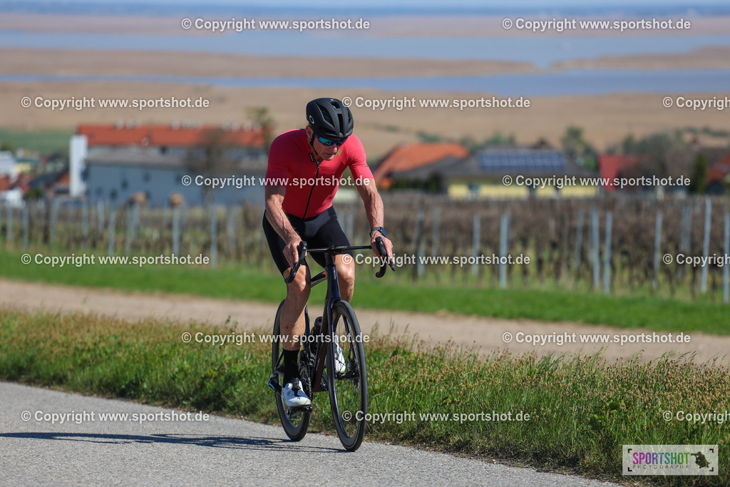 IMG_9713 | @sportshot_your_pictrs #yourpictures#roadtowm2029 #nrm #neusiedlerseeradmarathon #neusiedlersee #neusiedlerseetourismus #burgenland #mörbisch #nrm26 #burgenlandtourismus #voglundco #poweredbyburgenlandtourismus #radsport #rad #marathon #ucigranfondo #visitburgenland #ucigranfondoworldseries