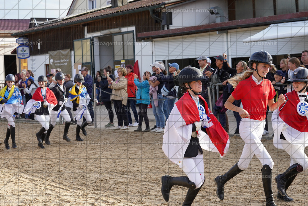 FAH00731 | Turnierbilder, Reitsportfotos, LAPO, Landesponyturnier, Turnierfotografen Bayern
