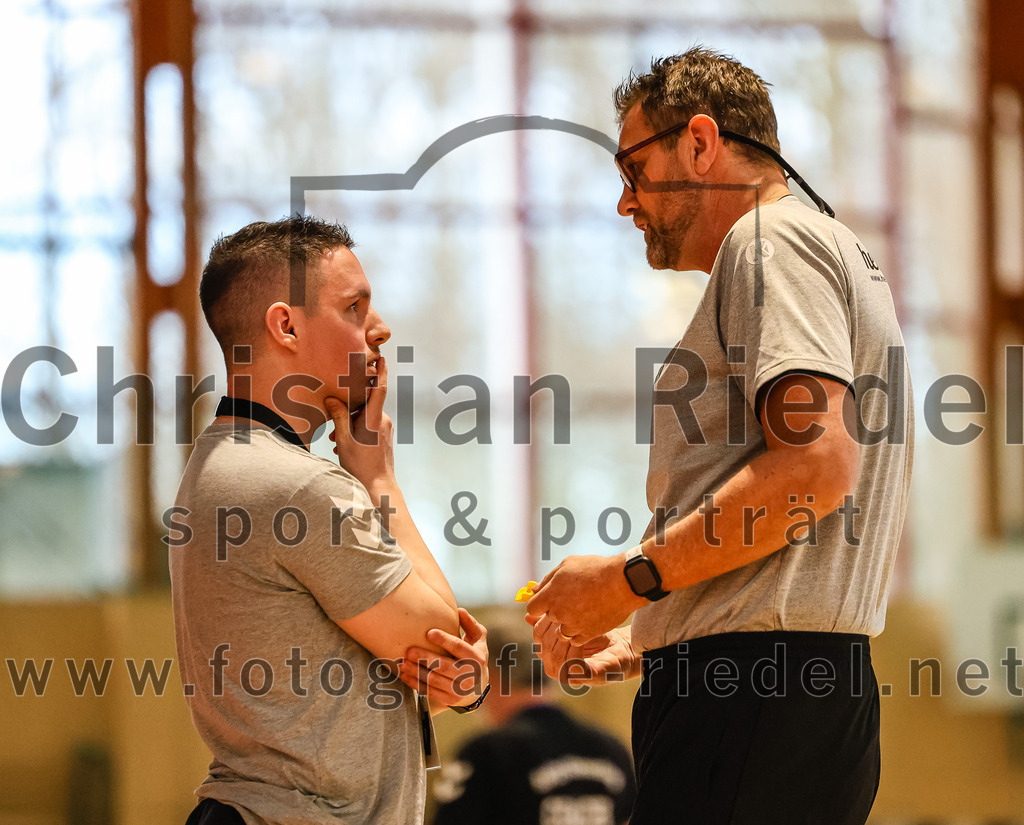 2024-03-09_041_SpVgg_Altenerding_gegen_Eintracht_Dachau-Karlsfeld | Erding, Deutschland, 09.03.2024:
Handball, Bezirksoberliga Frauen Altbayern 2023 / 2024, 17. Spieltag, SpVgg Altenerding gegen Eintracht Dachau-Karlsfeld, Endergebnis: 26:25

Thomas Siglstetter (TSV Eintracht Karlsfeld)

Foto: Christian Riedel / fotografie-riedel.net