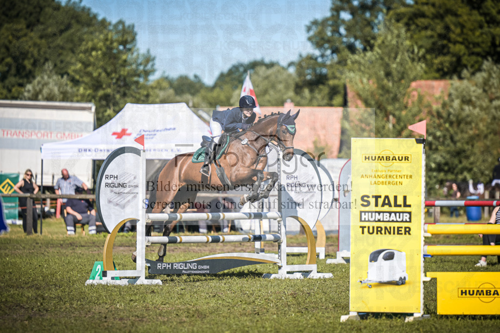 DOS_1073 | Entdecke hochwertige Reitturnierfotos von Foto Oger. Professionell, emotional und authentisch – jetzt Lieblingsmomente im Shop bestellen.Deutschlandweite Turnierfotografie. - Realisiert mit Pictrs.com