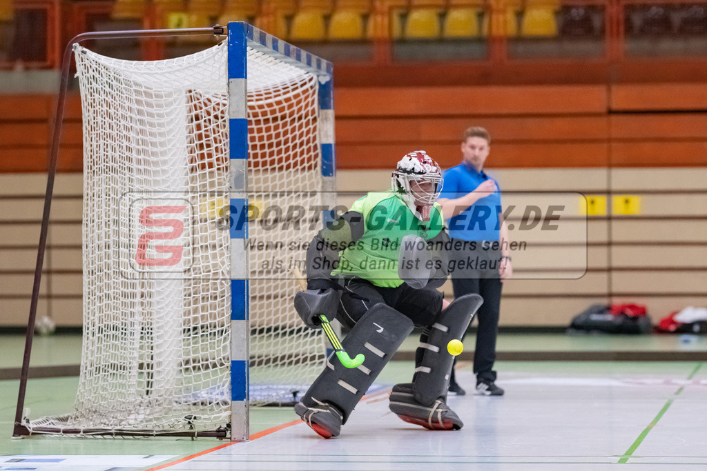 HK_20230113_102756 | 1. Bundesliga ( Halle ) Herren Crefelder HTC - DSD Düsseldorf am 13.1.2023 Crefelder HTC  ( CHTC ) Halle Glockenspitz , Krefeld , Jonas Weißner Torwart ( DSD Düsseödorf #13 )