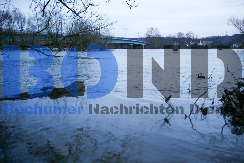 Hochwasser in Bochum und Hattingen {date} -  | {headline}



(Foto: Sebastian Sendlak / BOND)

 - Realisiert mit Pictrs.com