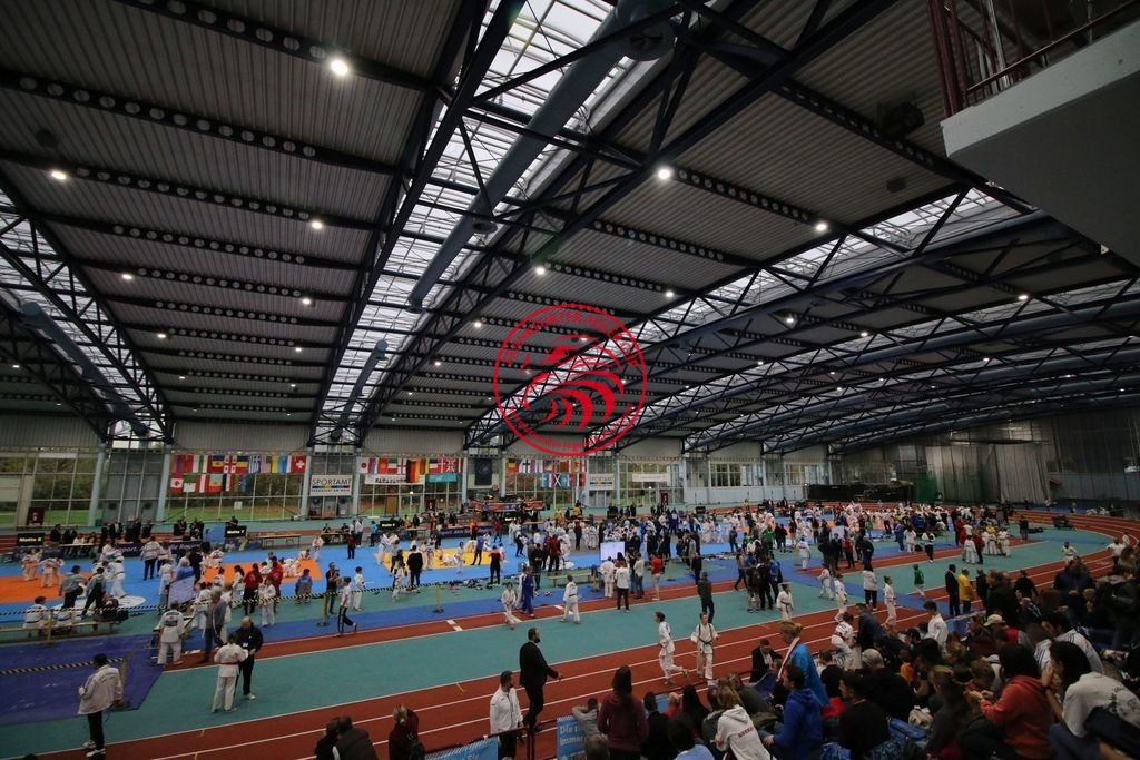 MSY-2022-10-29-7655 | Fotos vom Adler Cup - Pictures from Adler Cup

Hier findet Ihr alle Eindrücke und großen Momente der Adler Cup Wochenenden. Here you will find all impressions and great moments of the Adler Cup weekends. - Realisiert mit Pictrs.com