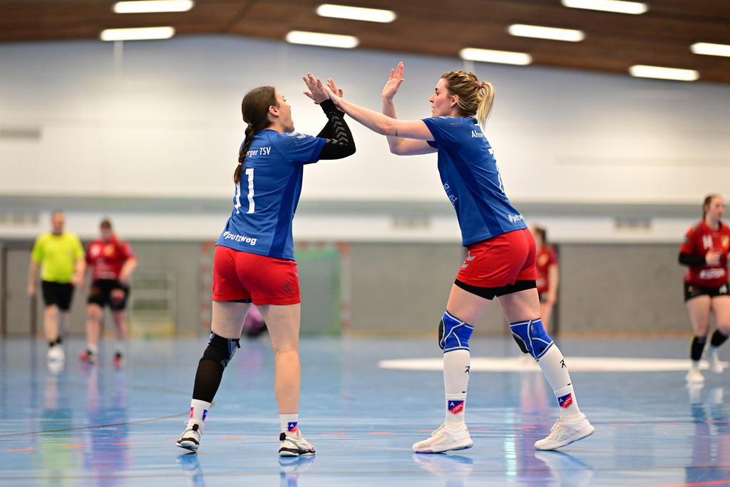 Handball I Frauen I Saison 2024-2025 I Oberliga I 13. Spieltag I TSV Ellerbek - Ahrensburger TSV | Der Sportfotograf. - Realisiert mit Pictrs.com