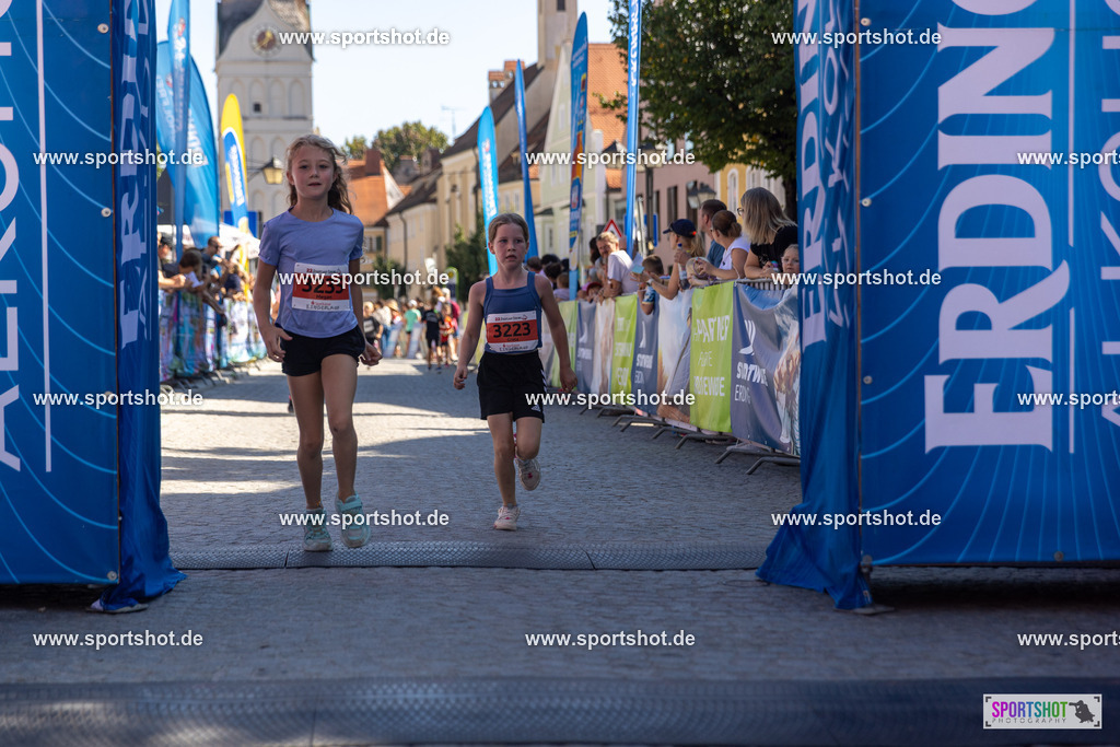 VJ__3327 | Stadtlauf Erding 2025 #stadtlauferding #erdingstadtlauf #stadtlauf_erding #laufmotivation #trisporterding #yourpictrs #sportshot_your_pictrs
