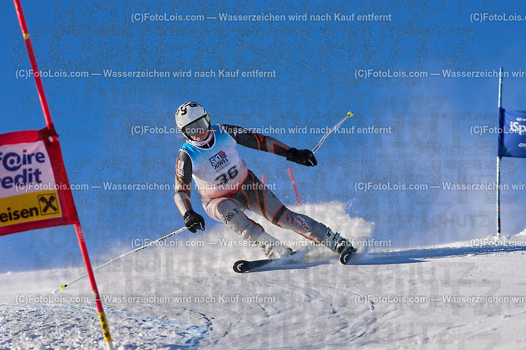 ALP3805_MASTERS-Cup_GS-C Damen_Popp Michaela | (C)FotoLois.com, Alois Spandl. FIS Masters-Cup Wildschönau, Giant Slalom auf der Piste Schatzberg GS, Siegerehrung auf dem Dorfplatz Niederau, Sa 13. Januar 2024.