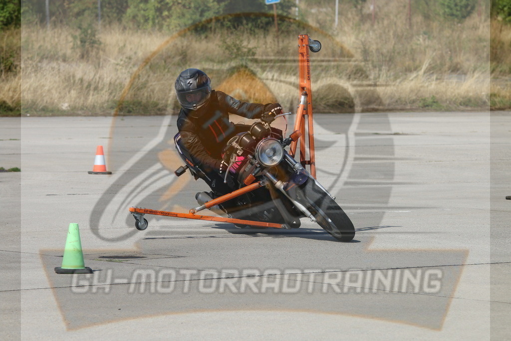 IMG_3598 | gh-motorradtraining-foto.de - Realisiert mit Pictrs.com