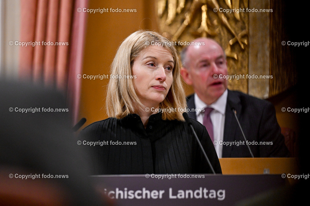 Landhaus Linz_ Promenade_ Landtagssitzung_ 25.01.2024-15 | 25.01.2024, Landhaus Linz AUT, Promenade, Landtagssitzung, im Bild LH-StvIn Christine Haberlander (VP)